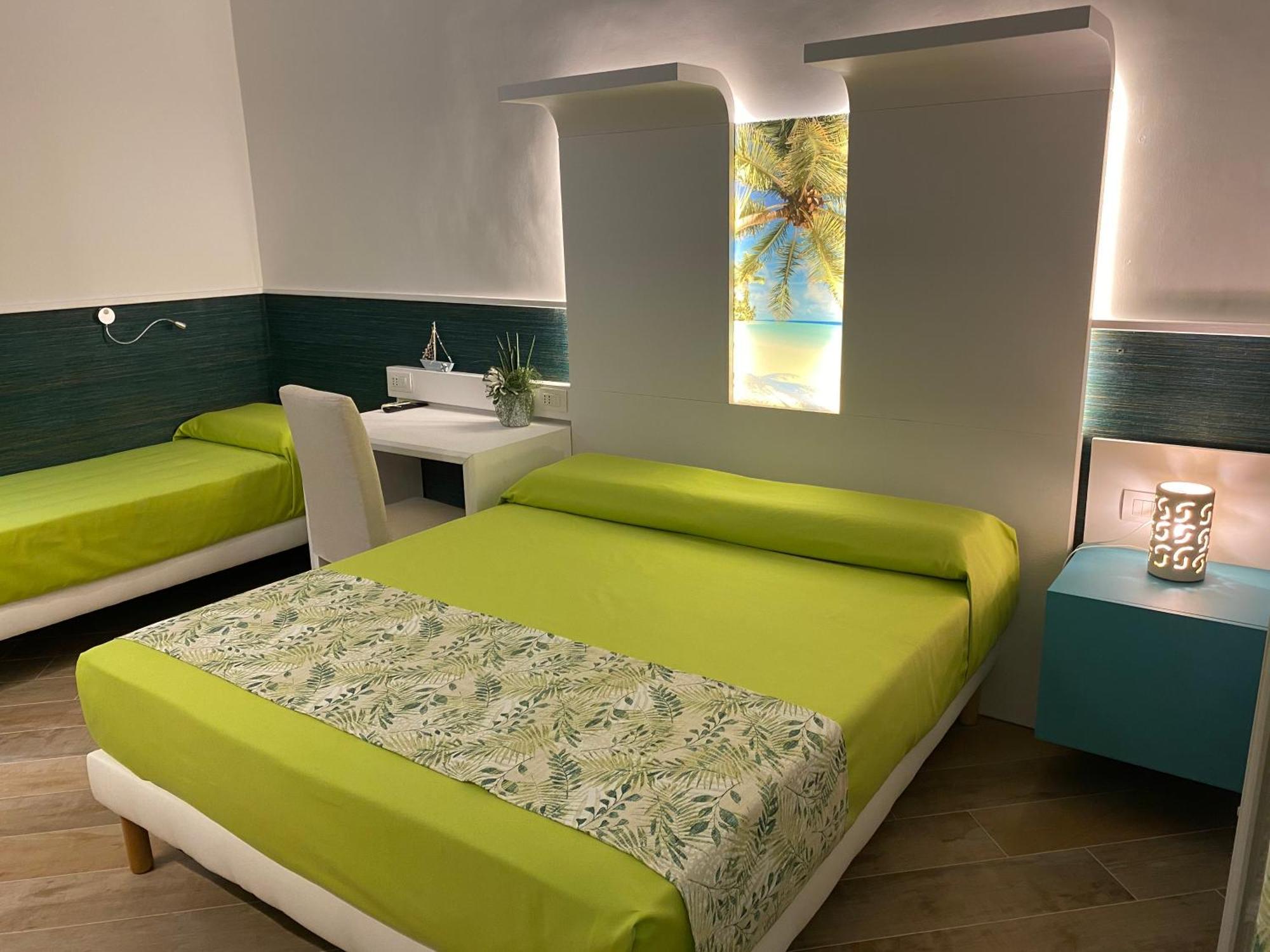ג'ובינאצו Porto Di Mare B&B מראה חיצוני תמונה