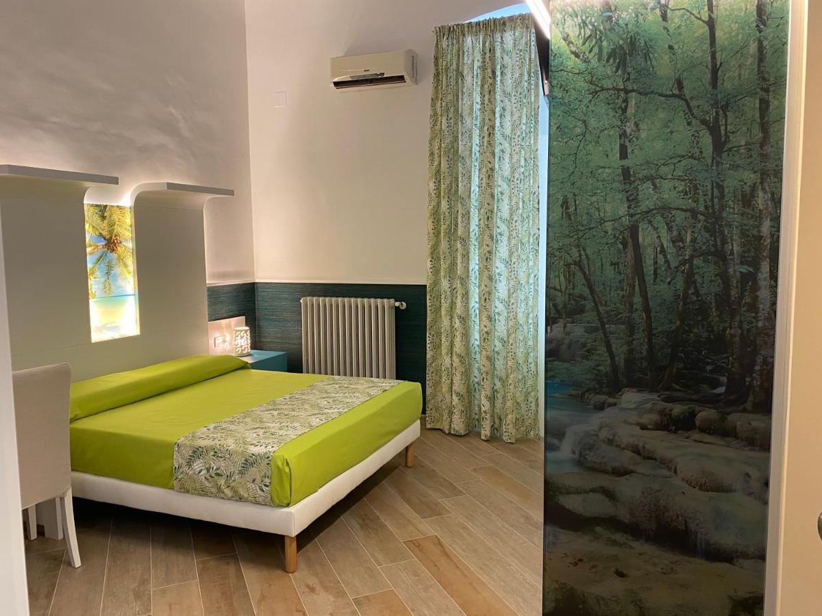 ג'ובינאצו Porto Di Mare B&B מראה חיצוני תמונה