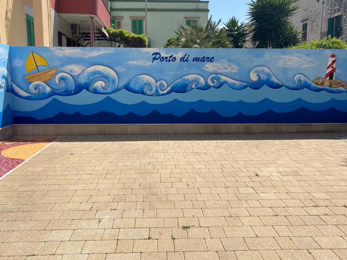 ג'ובינאצו Porto Di Mare B&B מראה חיצוני תמונה