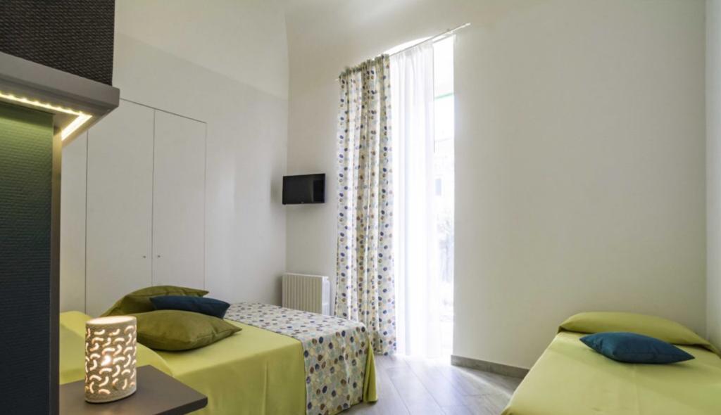 ג'ובינאצו Porto Di Mare B&B מראה חיצוני תמונה